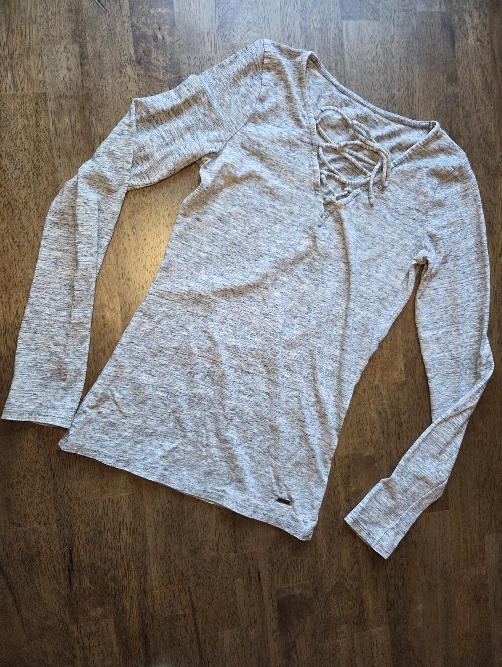 Hollister Lace-Up V Neck Long Sleeve Heathered Top - Bella Swan Vibes